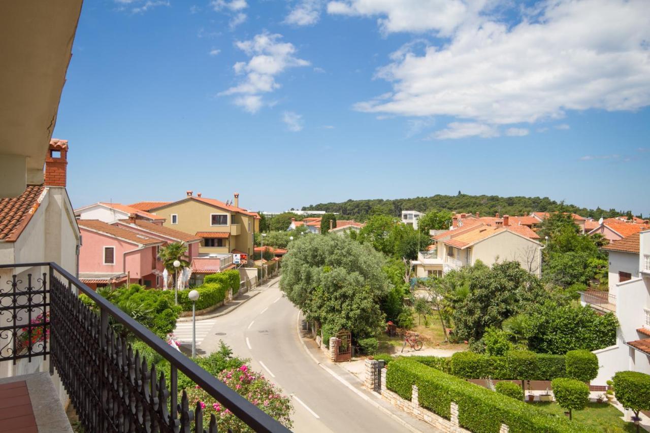 Villa Sveta Eufemija Bed End Breakfast I 로비니 외부 사진