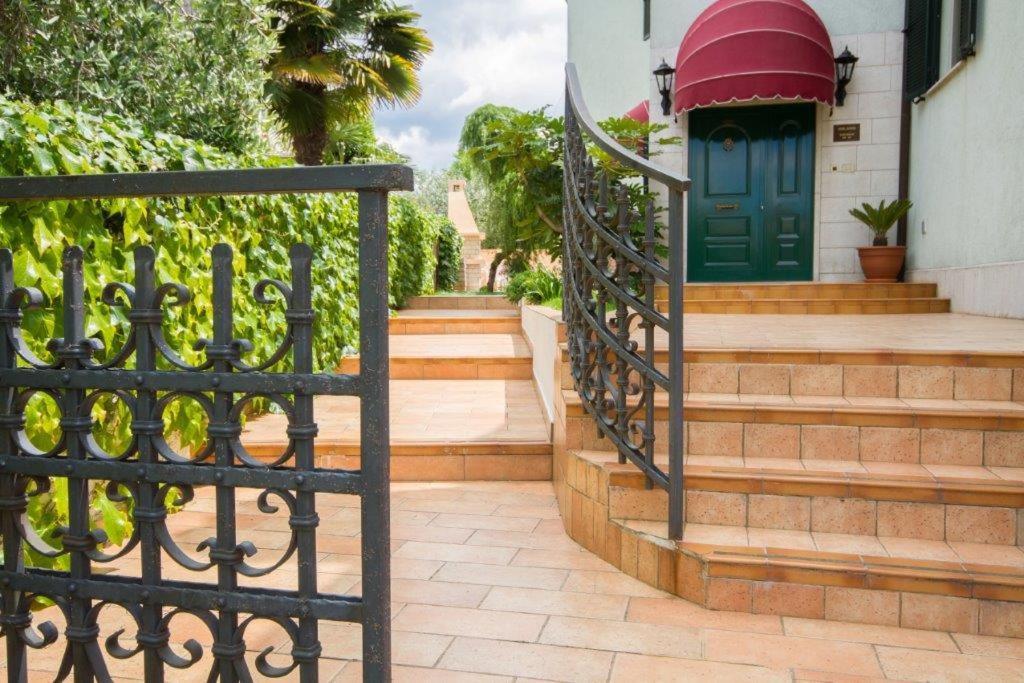 Villa Sveta Eufemija Bed End Breakfast I 로비니 외부 사진